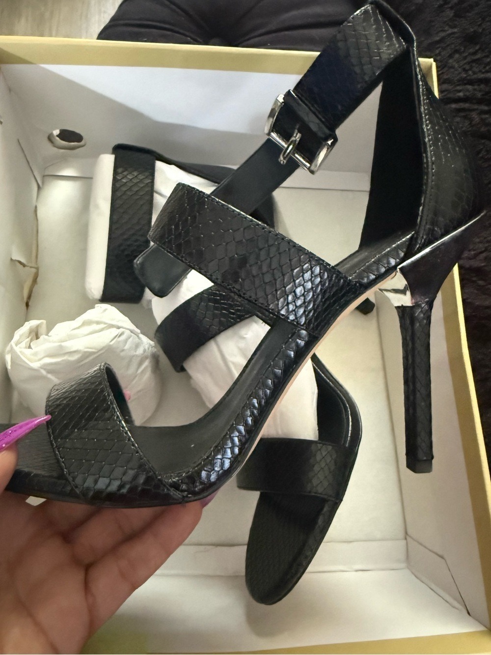 Michael Kors Leather Snakeskin Sandals Embossed Black  Heels Amal Sz 9 $185 NIB - Picture 4 of 5
